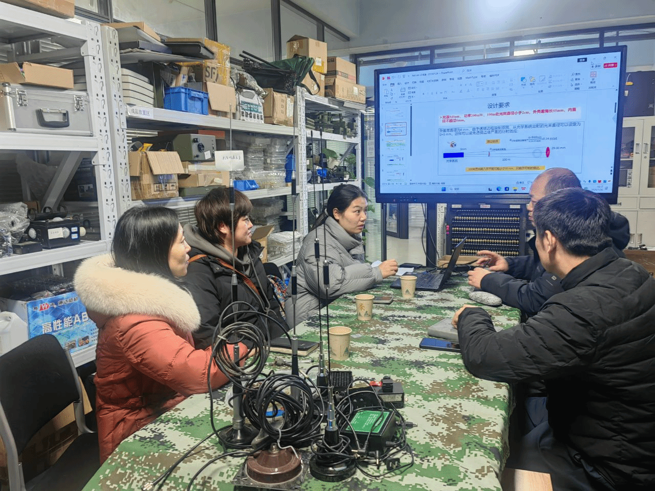 信息工程學院電子工程系赴陜西奧潤激光技術開展訪企拓崗與技術交流